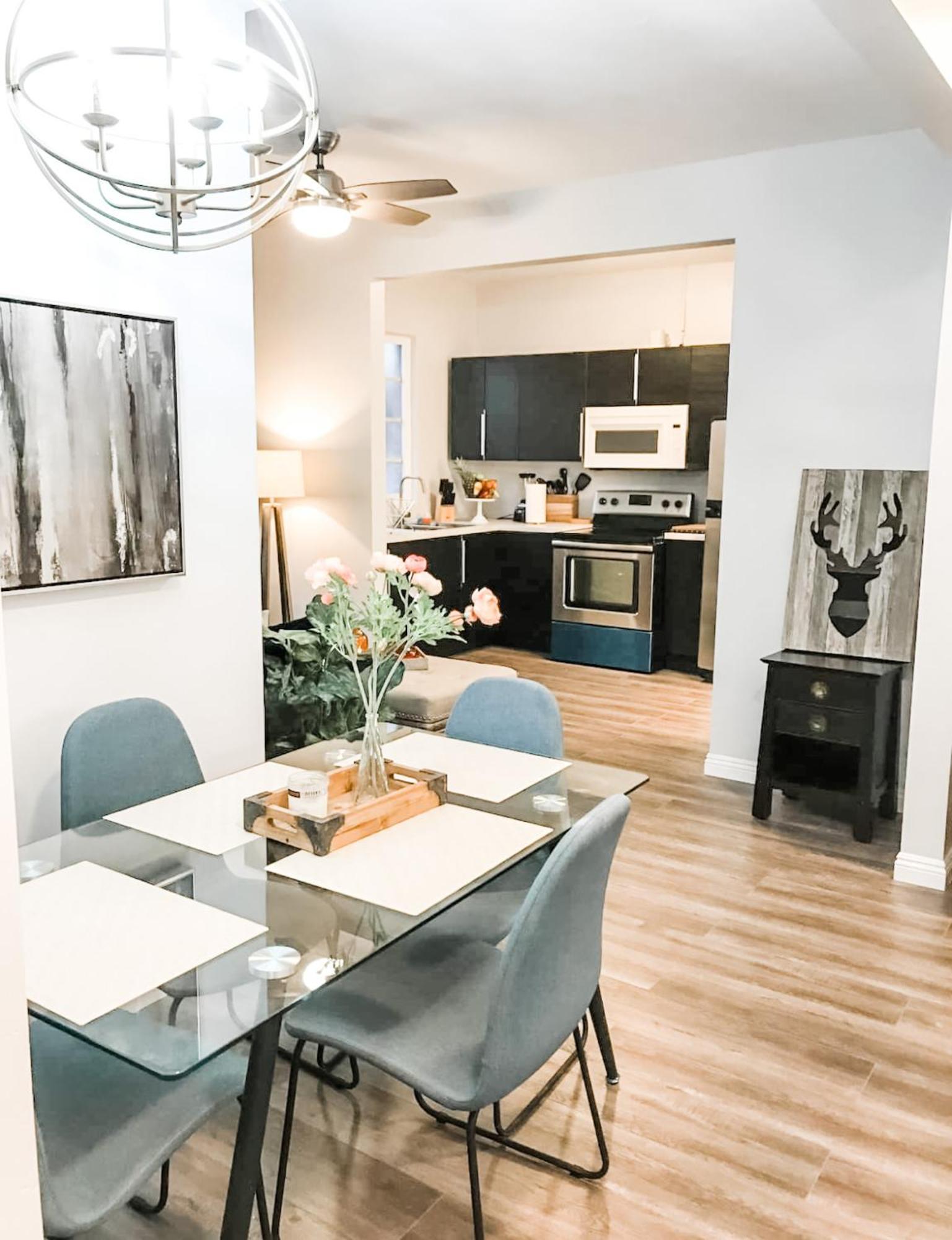 Apartamento 2bdrm Gaslamp Conv Cntr - W Parking & 4 Beds #1 *